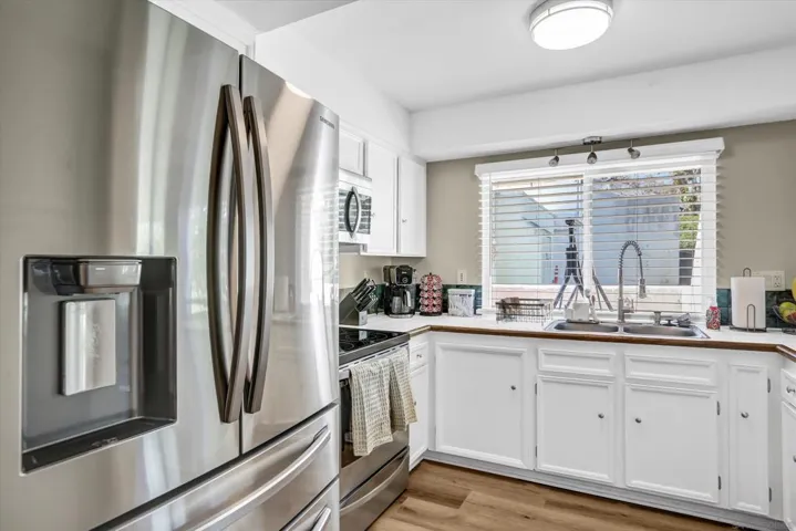 1364 Tanager Lane, El Cajon, California 92020