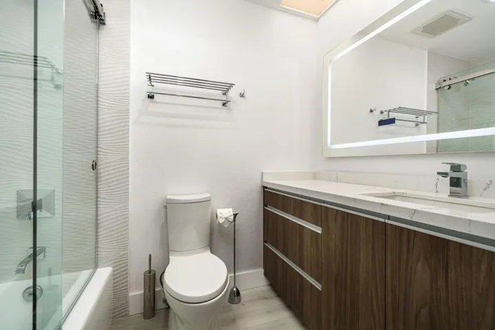 37-web-or-mls-JBMission_OPMG_0326_037