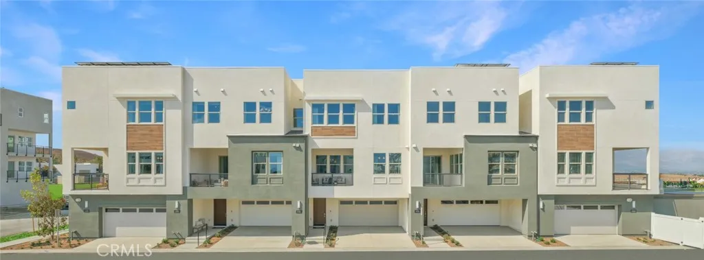 Photos shown are of model only- not actual homesite.