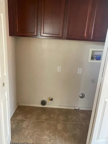 284E0344-5CB7-4D99-BD8F-95AA2919FEDB