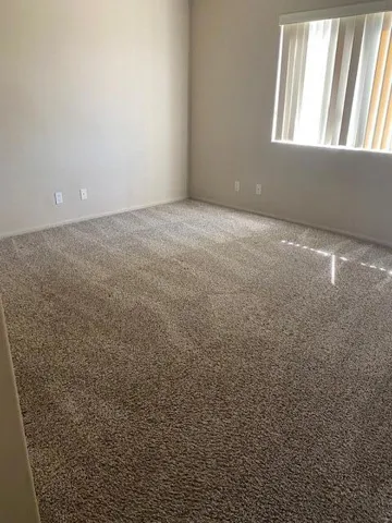 F56838E3-32FC-473A-9DB6-3C439A83D7E4