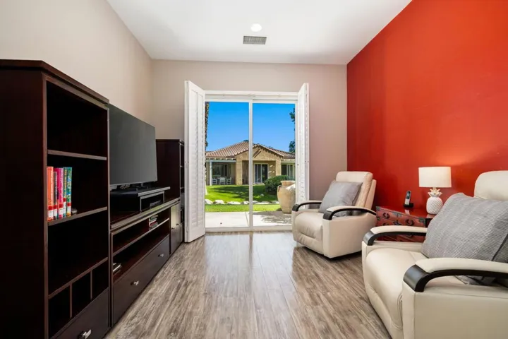 43-web-or-mls-JBMission118_OPMG_0326_043