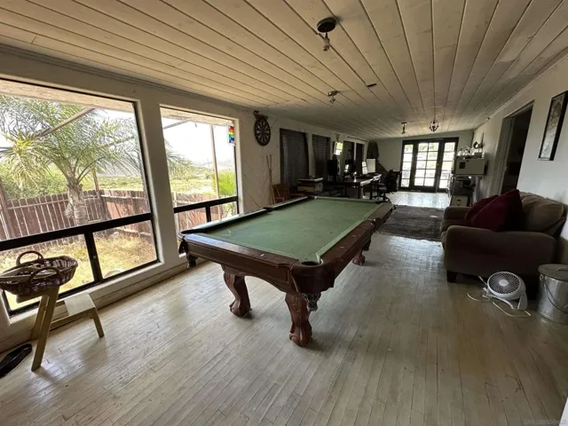 Den/Family/Great Room