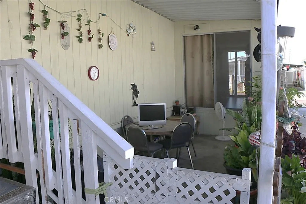 Porch space