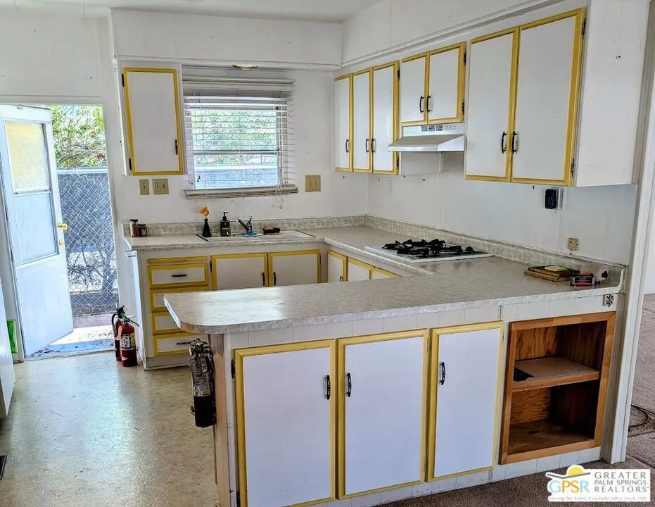 gallery-image 3