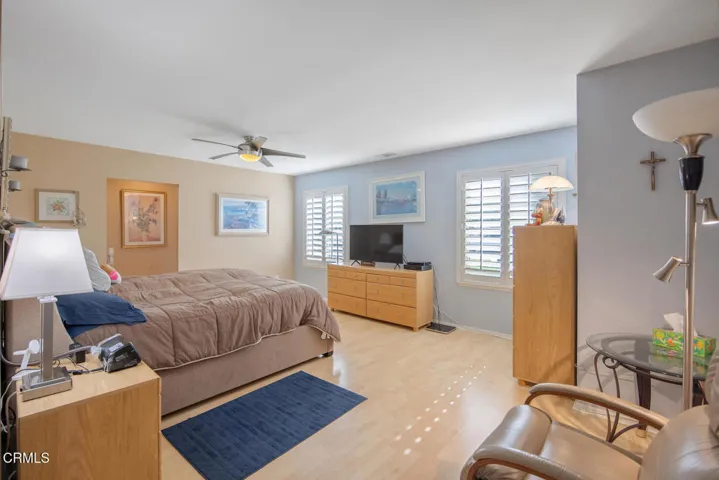 42112 Village 42 Camarillo WeSellLeisure