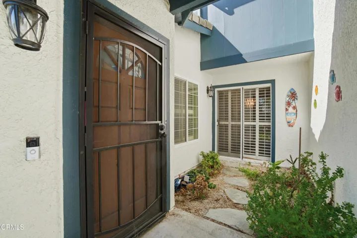 6_front door