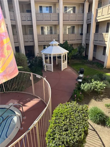 130 S Barranca 212, West Covina, California 91791