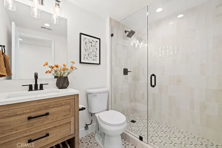 Downstairs Full Bath