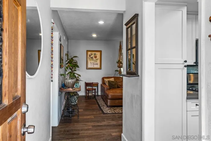 , Poway, California 92064