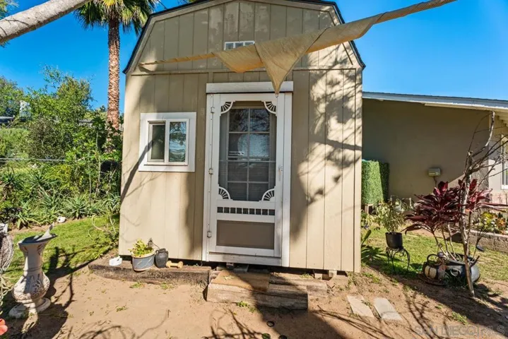 , Poway, California 92064