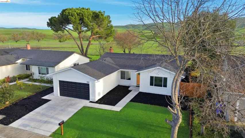 Aerial view of property and surrounding area