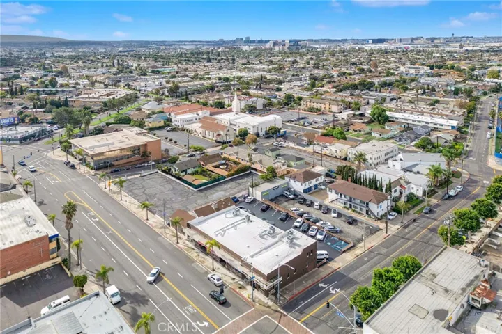 124 W Kelso, Inglewood, California 90301