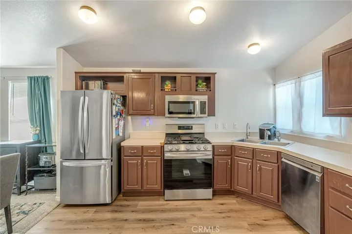 25088 Camino Del Norte, Barstow, California 92311