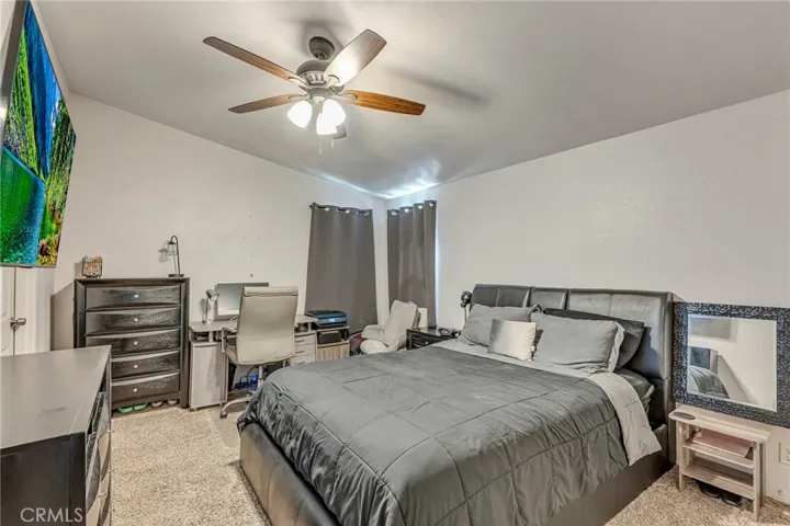 25088 Camino Del Norte, Barstow, California 92311
