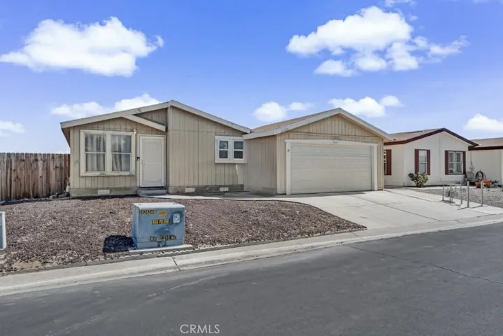 25088 Camino Del Norte, Barstow, California 92311