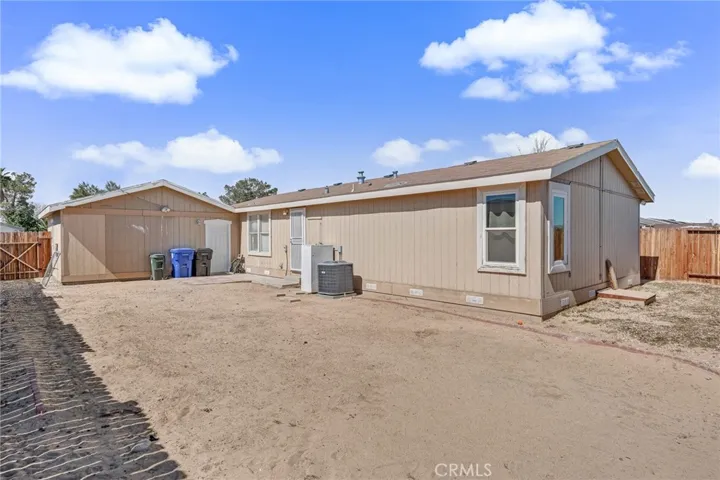 25088 Camino Del Norte, Barstow, California 92311