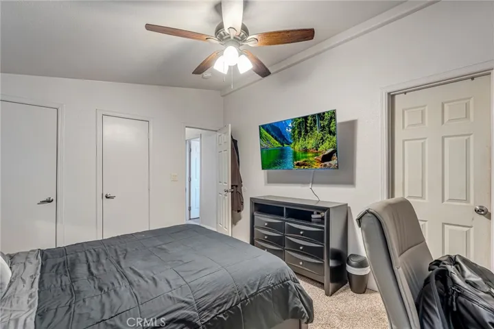 25088 Camino Del Norte, Barstow, California 92311