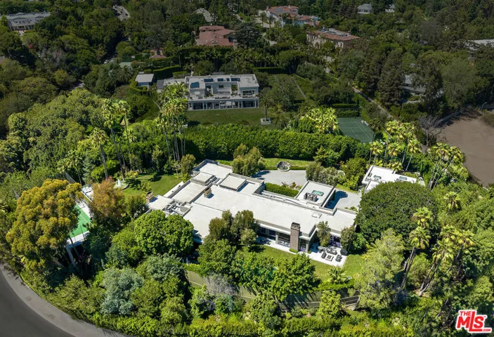 107 Delfern Drive, Los Angeles, California 90077