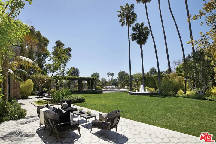 107 Delfern Drive, Los Angeles, California 90077