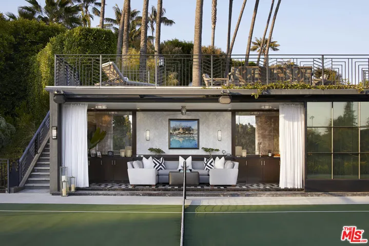 107 Delfern Drive, Los Angeles, California 90077