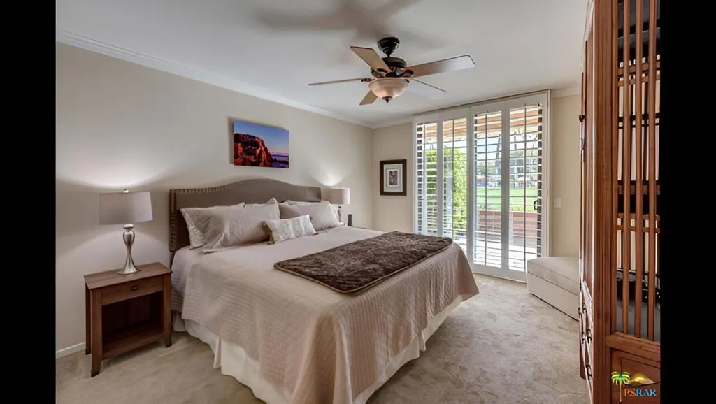 11PalmaDrivePrimaryBedroom