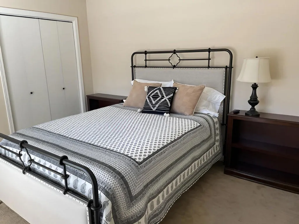 11PalmaDriveSecondBedroom