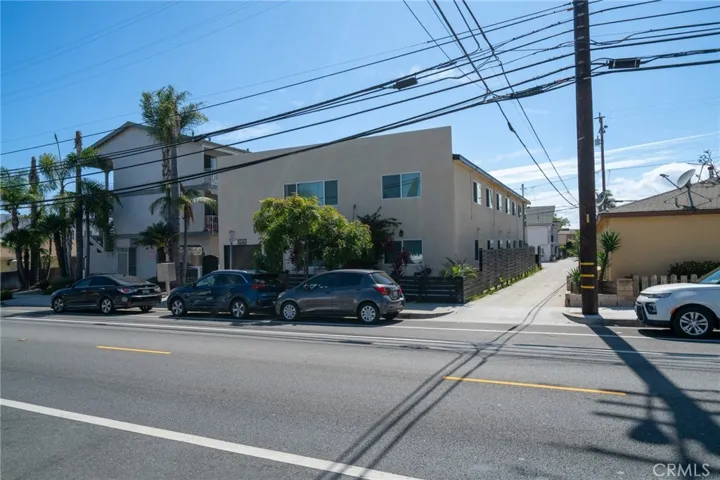 1545 Obispo Avenue, Long Beach, California 90804