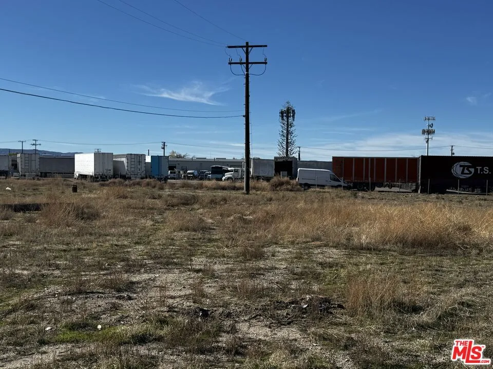SCE Utility Lines Lining Prope