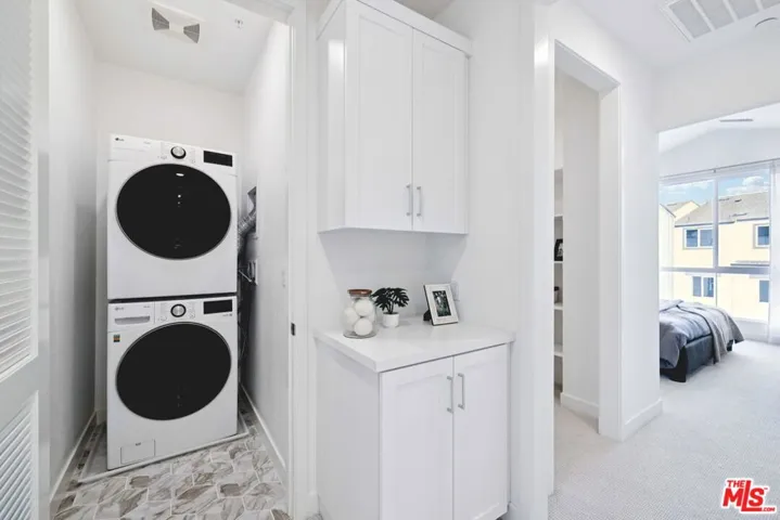 Model home laundry and hallway