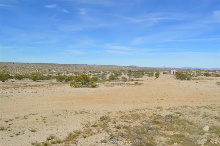 69247 Giant Rock, 29 Palms, California 92277
