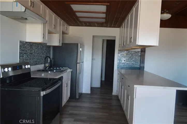 69247 Giant Rock, 29 Palms, California 92277
