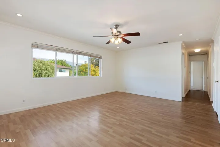 03-Living Room
