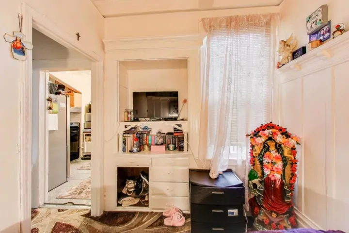 45924594 Mission Street, San Francisco, California 94112