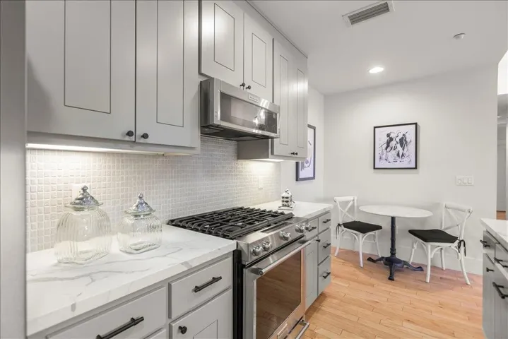 5100 El Camino Real 108, Los Altos, California 94022