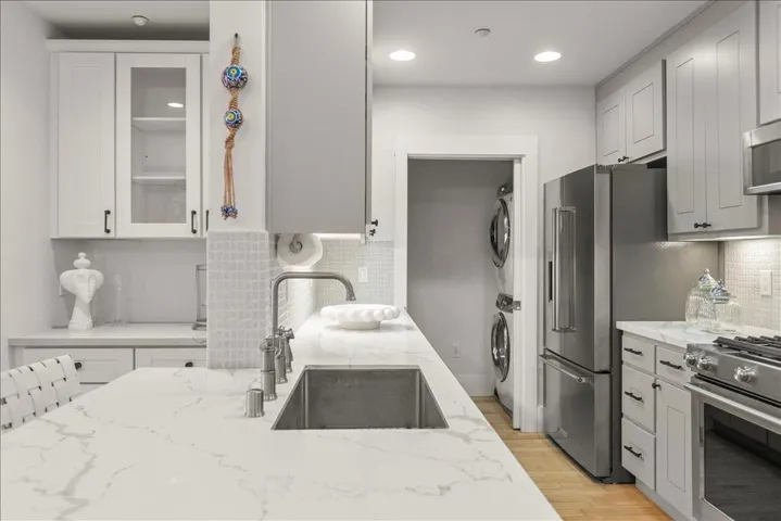 5100 El Camino Real 108, Los Altos, California 94022
