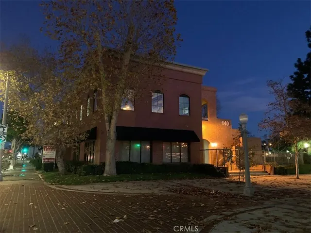 140 E Commonwealth, Fullerton, California 92832