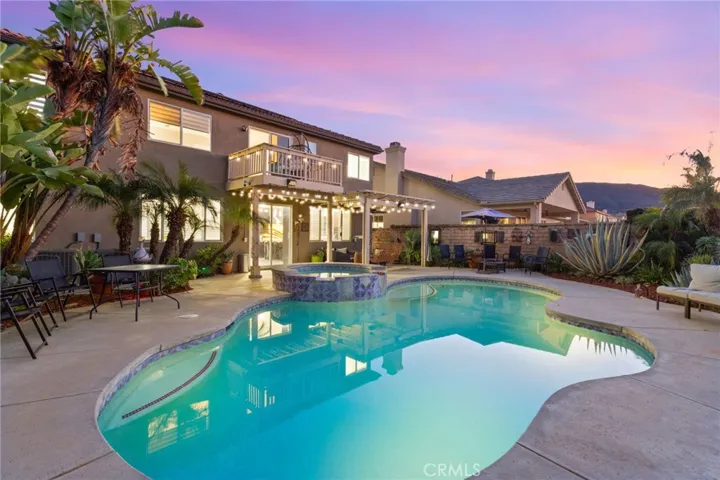 Spectacular pool view of backyard.