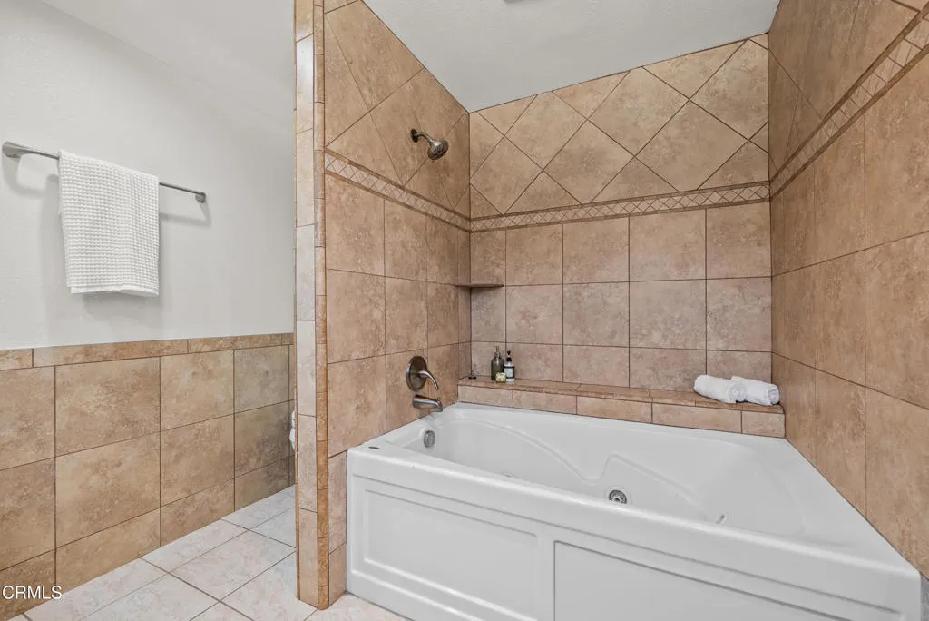 3807 Olivo Ct Camarillo CA 93010 (40)