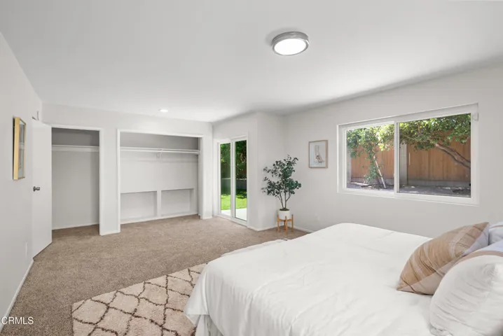 36-bedroom-backyard-access