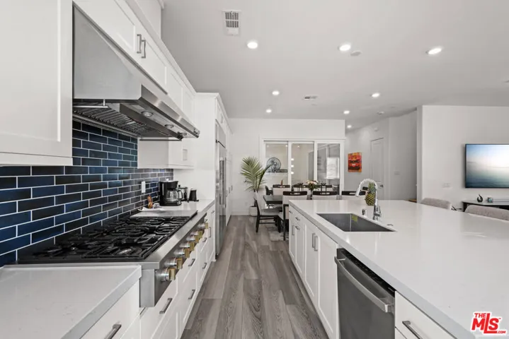 26710 Beartown Lane, Stevenson Ranch, California 91381