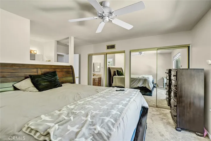 23041 Posada, Valencia, California 91354