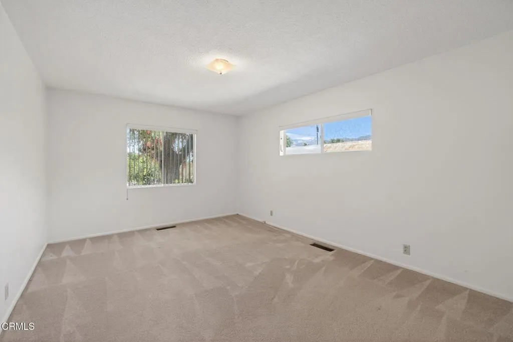 20-web-or-mls-Upmarket Media-1550San064