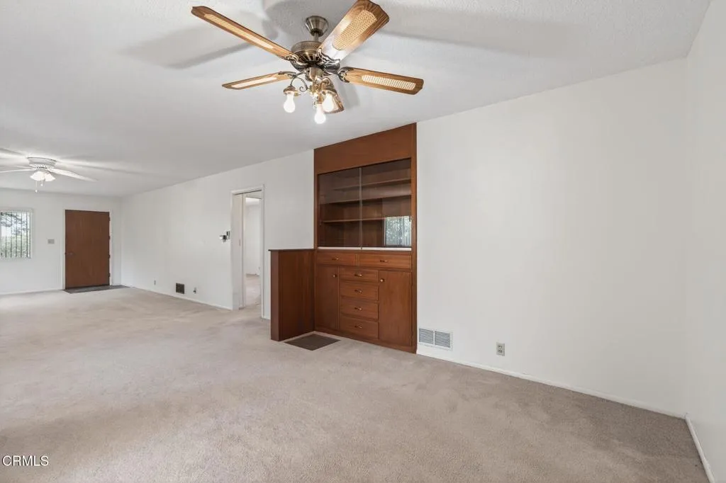 10-web-or-mls-Upmarket Media-1550San034