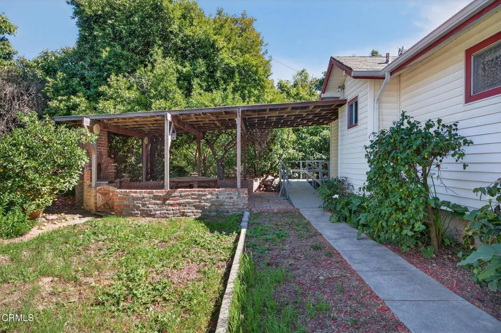 29-web-or-mls-Upmarket Media-1550San019
