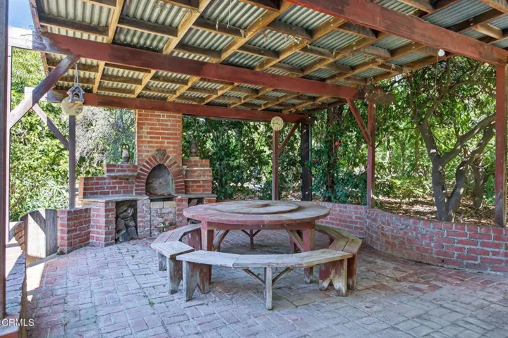 30-web-or-mls-Upmarket Media-1550San016