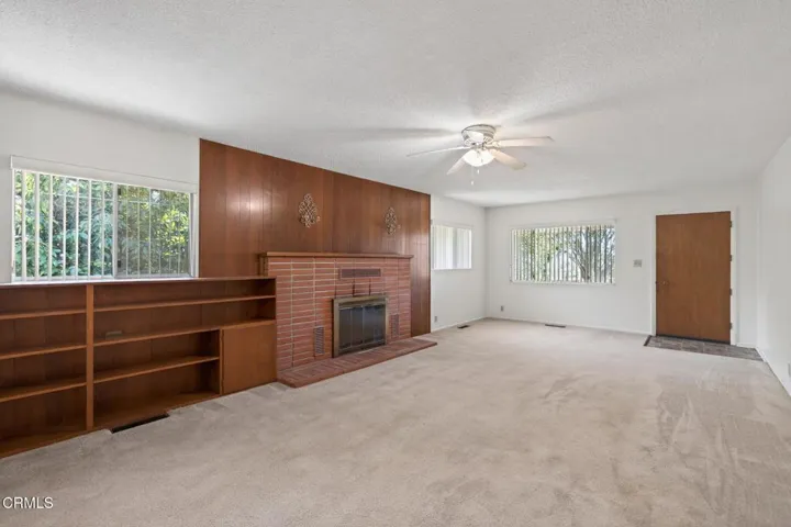 9-web-or-mls-Upmarket Media-1550San031