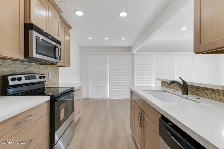 1202 Landsburn Cir  -  HsHProd-26