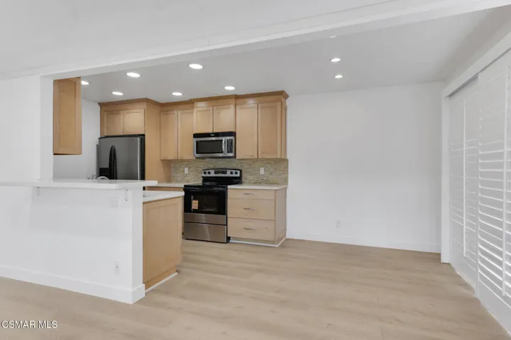 1202 Landsburn Cir  -  HsHProd-23