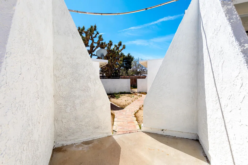 Breezeway to Courtyard